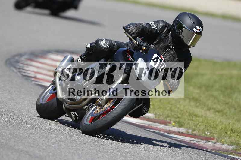 /43 08.08.2025 Discover the Bike ADR/Race 3 rot/410